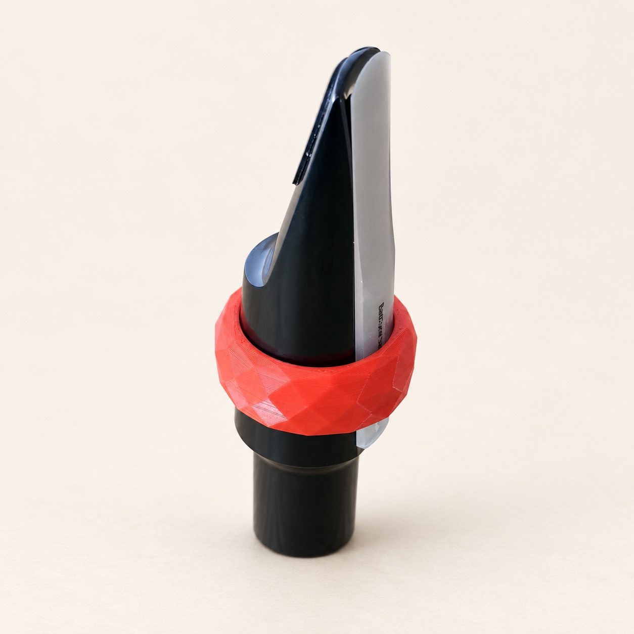 Black alto mouthpiece · red ligature